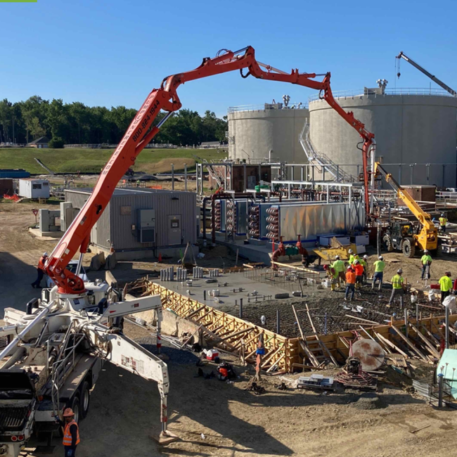 Pouring the slab at the UV Treatment Building.