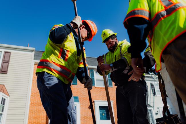 Utility Service on the job