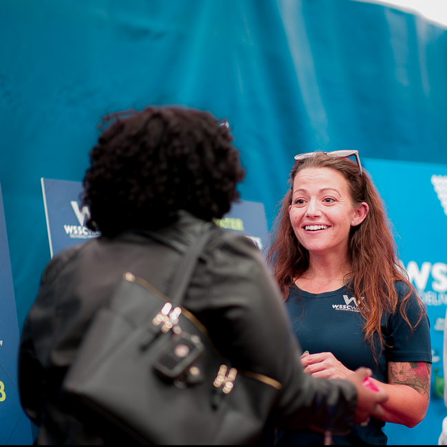 Christin Patterson speaking with a WSSC Water customer