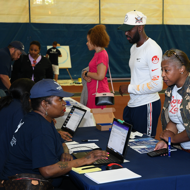 Customer Service Advisors answering customer questions